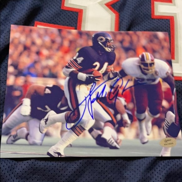 Walter Payton autographed 8x10 photo - Picture 1 of 2